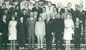 Foto mit Deng Xiaoping. Der Autor letzte Reihe dritter von links