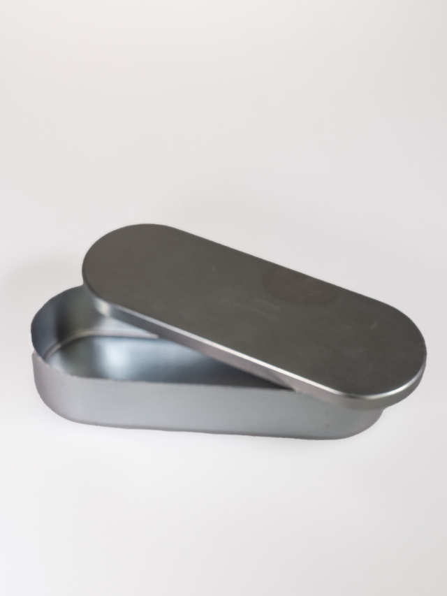 Nadeldose, Aluminium, ca. 15cm, länglich oval