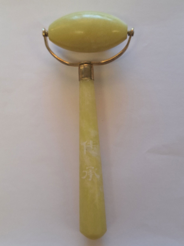 Jade Roller, 1 Stück, ca. 15 x 5cm