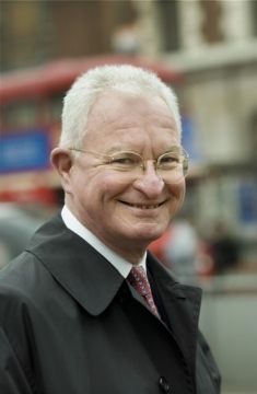 Dr. Helmut Sohmen