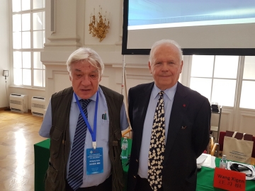 Prof. Dr. Wolfgang Kubin und Prof. Dr. Gerd Kaminski; 21. Juni 2019 in Wien bei dem „International Symposium A Comparison of Human Rights Values between the Orient and the West“ im Palais Trautson