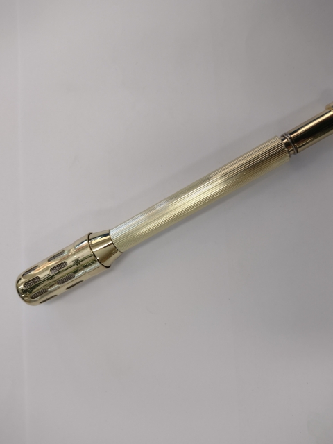 Rollender Tigerwärmer goldfarben , ca. 15cm lang