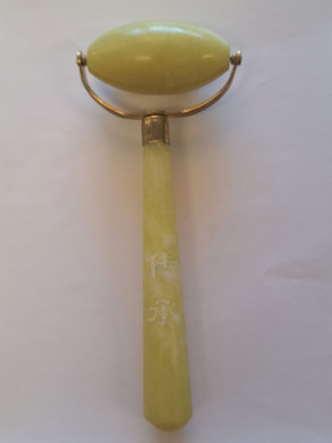 Jade Roller, 1 Stück, ca. 15 x 5cm